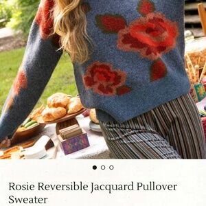 NATURAL LIFE Blue and Red Floral Sweater